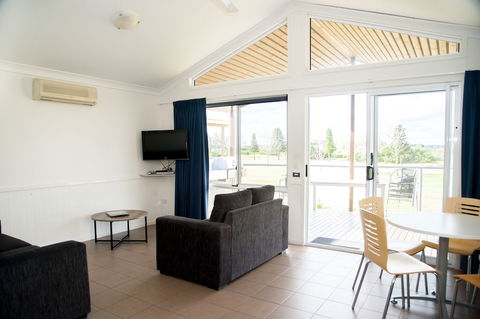 BIG4 Batemans Bay Beach Resort - Lismore Accommodation 3