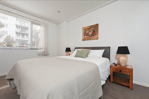 Accommodate Canberra - Glebe Park - Lismore Accommodation 3