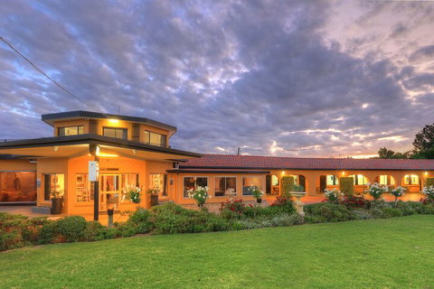 Twin Swans Motel - Lismore Accommodation 3