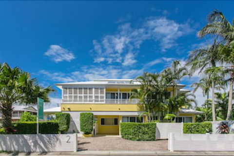 Byron Bathers - Lismore Accommodation 0