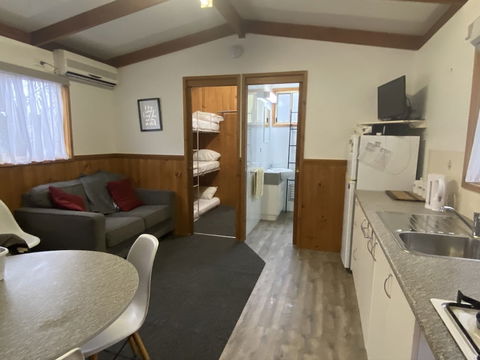 Beechworth Cabins - Lismore Accommodation 5