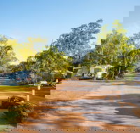 AAOK Lakes Resort  Caravan Park - Lismore Accommodation