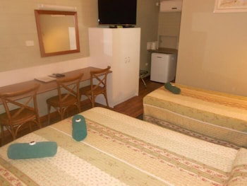 Barcaldine Country Motor Inn - Lismore Accommodation 4