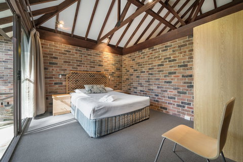 Avoca Beach Hotel - Lismore Accommodation 6