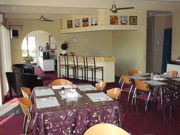 Gladstone Village Motel - Lismore Accommodation 5