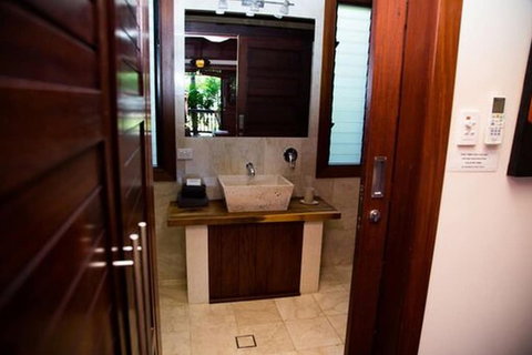 NRMA Airlie Beach Holiday Park - Lismore Accommodation 6