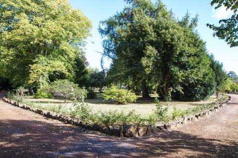 Tahara Cottage - Lismore Accommodation 6