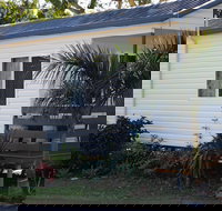 Riverside Tourist Park