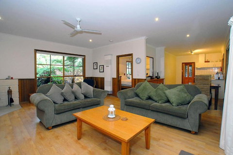 Fernglen Forest Retreat - Lismore Accommodation 3