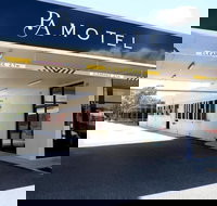 Park Avenue Hotel Motel