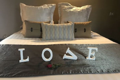 Spa Suites At Raven - Lismore Accommodation 0