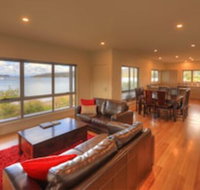 Fairwinds - Essentially Tas - Lismore Accommodation