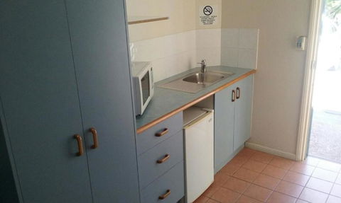 Bushland Beach Tavern - Lismore Accommodation 3