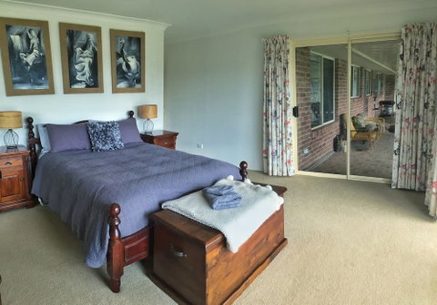 Waterfall Way Farmstay - Lismore Accommodation 2