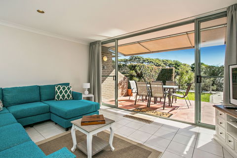 A Perfect Stay - 2 James Cook Apartments - Lismore Accommodation 4