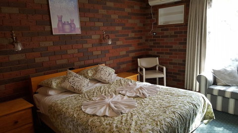 Tocumwal All Seasons - Lismore Accommodation 6