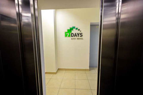 Boutique Stays Gladstone Cottage South Melbourne - Lismore Accommodation 1