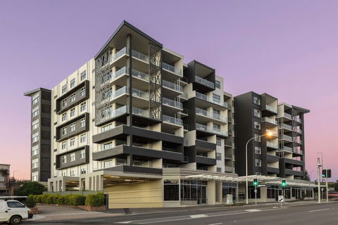 Oaks Brisbane Woolloongabba Suites - Lismore Accommodation 2