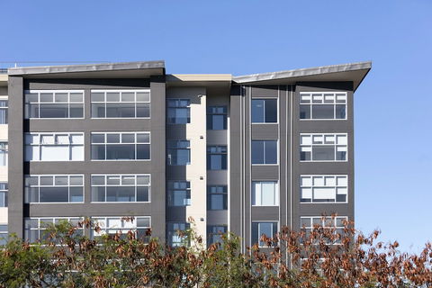 Oaks Brisbane Woolloongabba Suites - Lismore Accommodation 1
