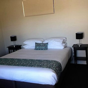 Neagles Retreat Villas - Lismore Accommodation 0