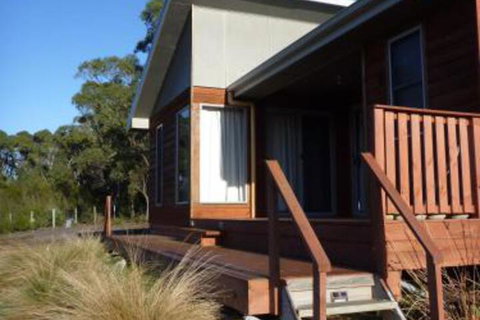 Yakkalla Holiday Cottage - Lismore Accommodation 0