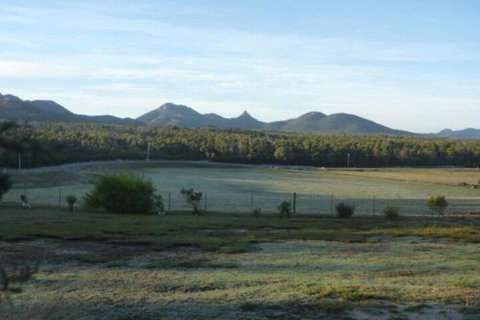 Yakkalla Holiday Cottage - Lismore Accommodation 4