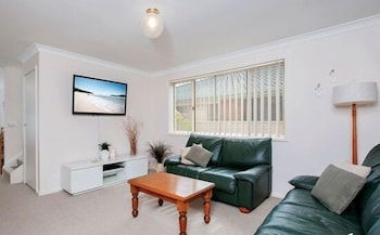 Bombora At Fingal Bay - Lismore Accommodation 5