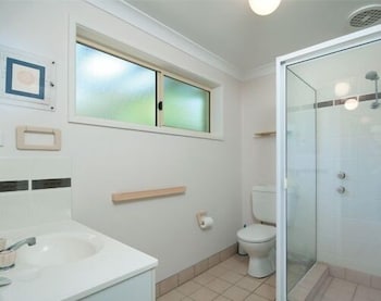 Bombora At Fingal Bay - Lismore Accommodation 2