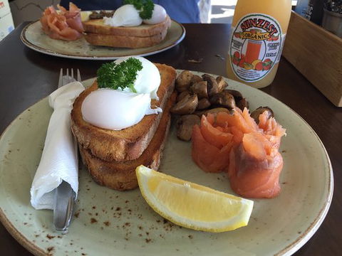 O'Heas Bakery & Deli - Lismore Accommodation 0