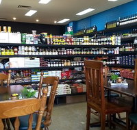 Luckys Deli - Lismore Accommodation