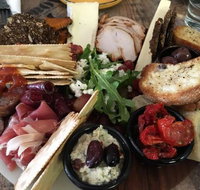 The Berwick Deli - Lismore Accommodation
