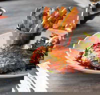 The Royal Hotel Drouin - Lismore Accommodation