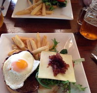 Glenrowan Hotel - Lismore Accommodation