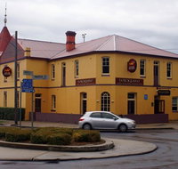 Wicklow Hotel - Lismore Accommodation