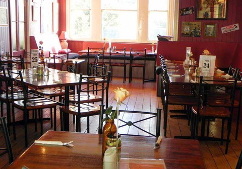 Flavours Cafe - Lismore Accommodation 11