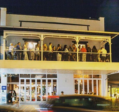 Victoria Hotel Bistro - Lismore Accommodation 14
