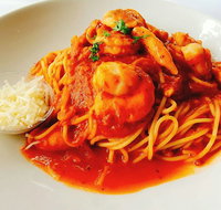 The Raw Prawn Bistro - Lismore Accommodation