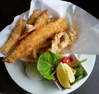 Commercial Hotel Bistro