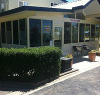 Poplar Caravan Park  Harry's Snack Shack - Lismore Accommodation