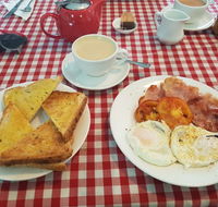 Roses Ice Cream Parlour and Cafe' - Lismore Accommodation
