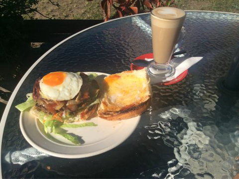 Robyn's Cafe - Lismore Accommodation 0