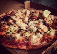 Crust Gourmet Pizza Bar - Lismore Accommodation