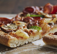 Domino's - Newton - Lismore Accommodation