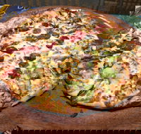 Bella's Pizza House - Lismore Accommodation