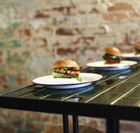 Chew Burgers - Lismore Accommodation