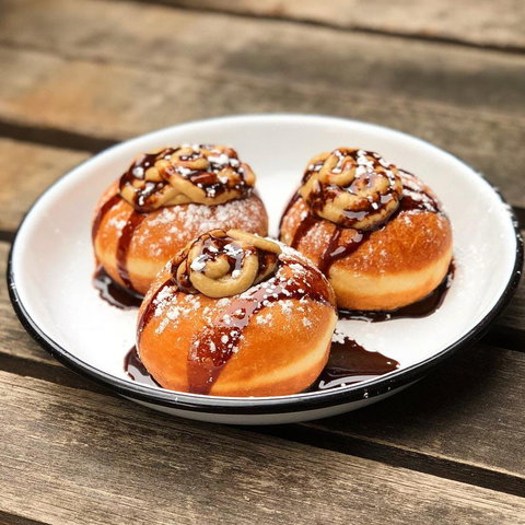 Easeys @ Two Wrongs - Lismore Accommodation 0