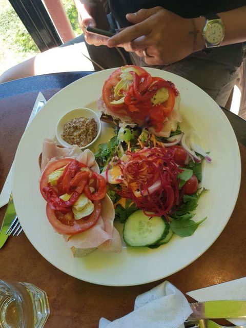 Leura Gourmet Cafe & Deli Restaurant - Lismore Accommodation 0