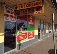 Select Chickens - Lismore Accommodation
