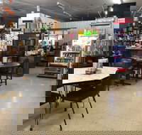 Wallaroo Treasures and Treats Cafe - Lismore Accommodation