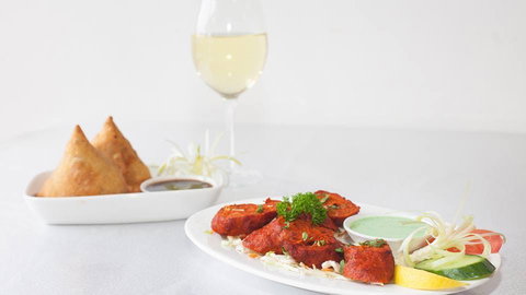 Manihani Indian Restaurant - Lismore Accommodation 0